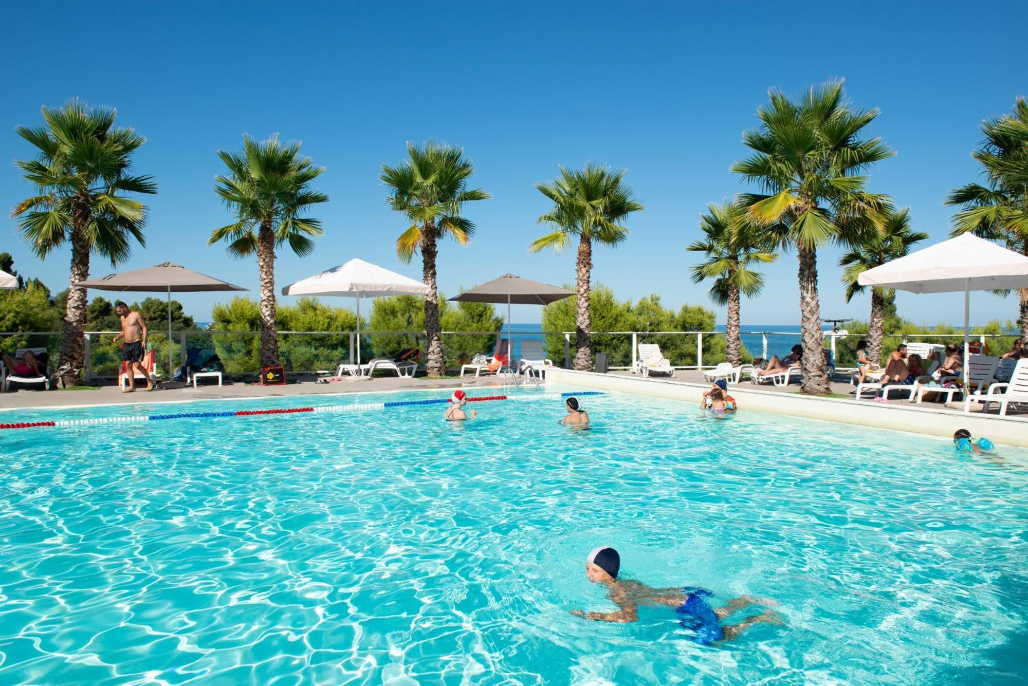 Centro Vacanze Mirage Torre di Palme Exterior foto